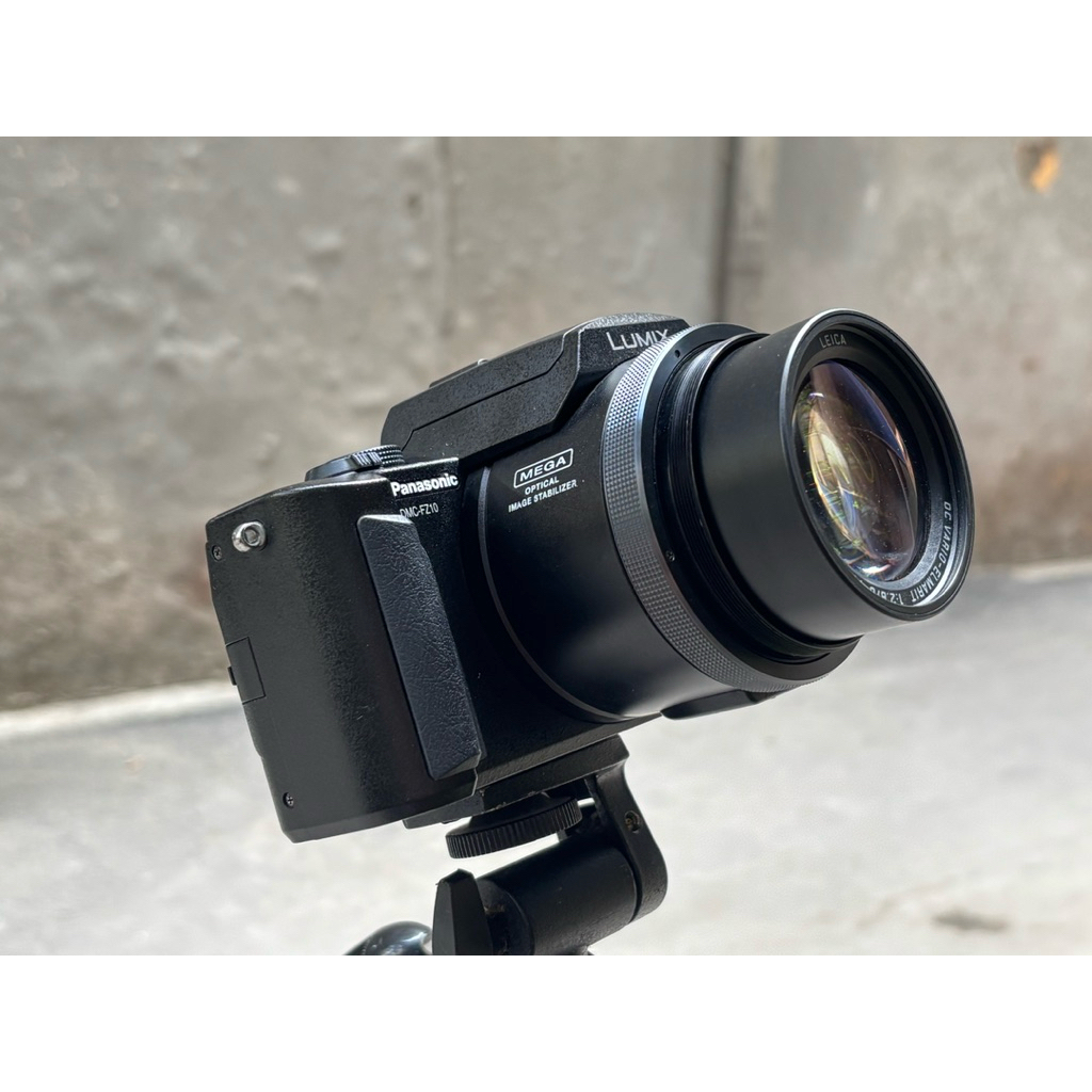 Máy ảnh PANASONIC LUMIX DMC-FZ10