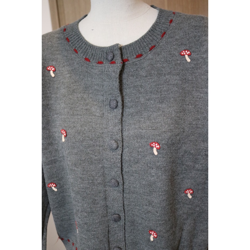 [SẴN|XẢ KHO] Áo cardigan thêu logo nấm 𝒀𝒖𝒎𝒎𝒚 dễ thương, Áo len cổ tròn phong cách Hàn Quốc AL48 | BigBuy360 - bigbuy360.vn