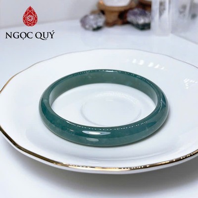 Vòng cẩm thạch A - Vòng ngọc phỉ thúy lam ngọc chất nếp băng bông type A Ngọc Quý bản hẹ10mm ni 60-62mm