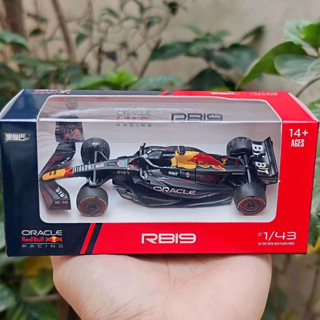 Mô hình xe đua F1 Aston Martin RedBull Racing RB19 tỉ lệ 1:43 Max Verstappen