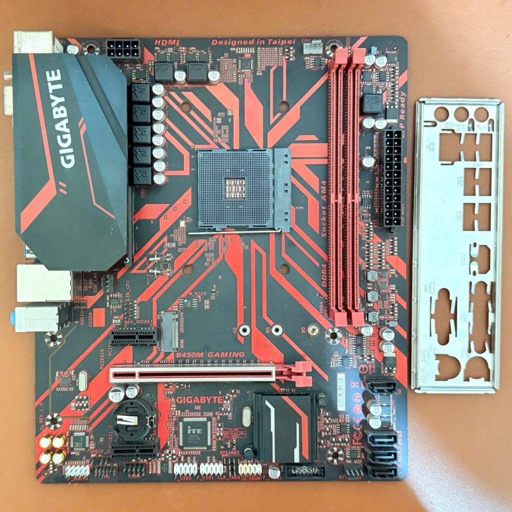 Bo mạch chủ Mainboard GIGABYTE B450M GAMING hàng tháo máy bảo hành 1 tháng