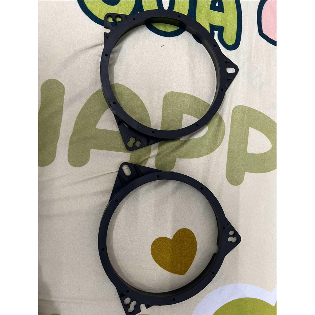 dưỡng loa cánh ô tô 16cm