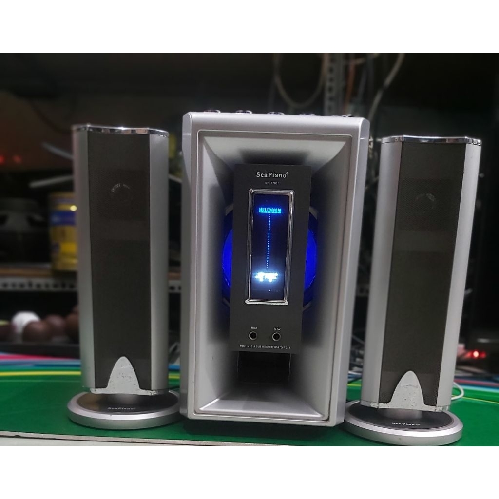 Loa vi tính SEAPIANO SP -7700F nghe nhạc cực hay. Bass mạnh đèn led đẹp (hàng đã qua sử dụng)
