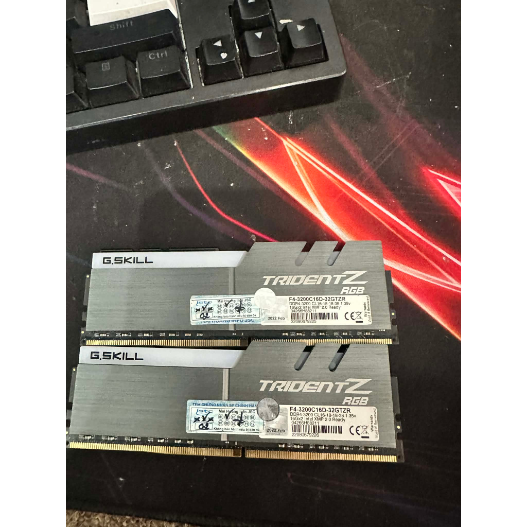 RAM 16GB X2 TRIZEN Z RGB BUS 3200 CAO CẤP ( 32GB)