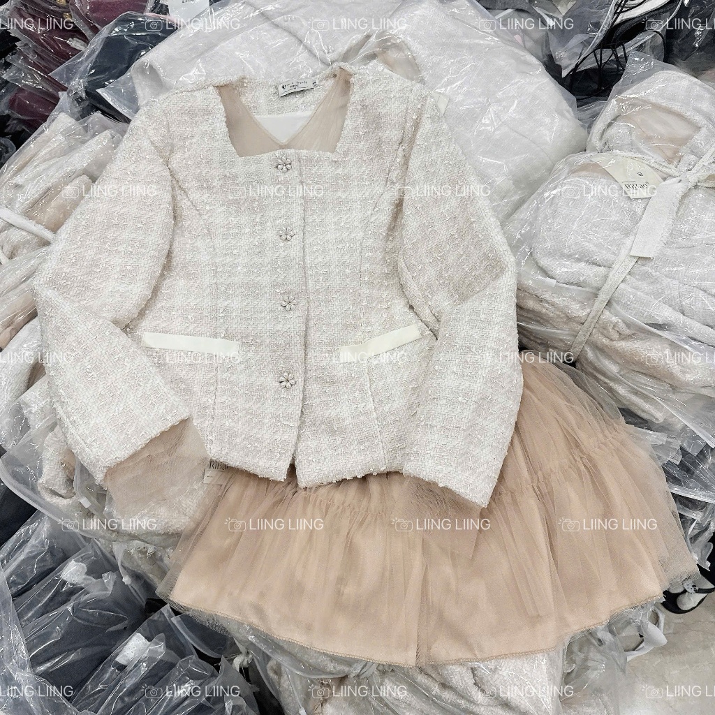 SET ÁO DẠ TWEED CỔ VUÔNG PHỐI VIỀN REN LƯỚI CHÂN VÁY VOAN LƯỚI XẾP TẦNG PHONG CÁCH TIỂU THƯ THANH LỊ