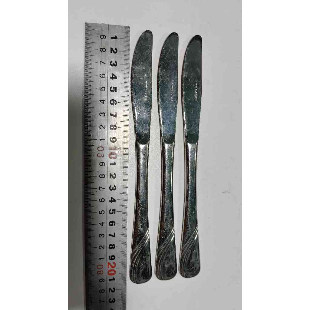 ĐỒ NGHỀ NHẬT BÃI: COMBO 3 DAO BEEFSTEAK CÙNG LOẠI DÀI 21CM, CÒN KHÁ SÁNG - ĐẸP