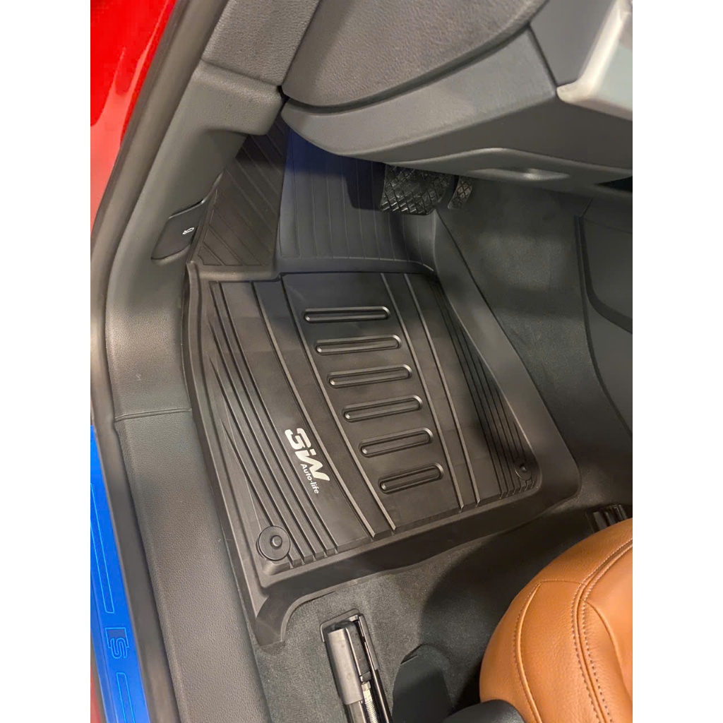 Audi Q8. Thảm lót sàn cho xe Audi Q8,  Chất liệu TPE 3W cao cấp