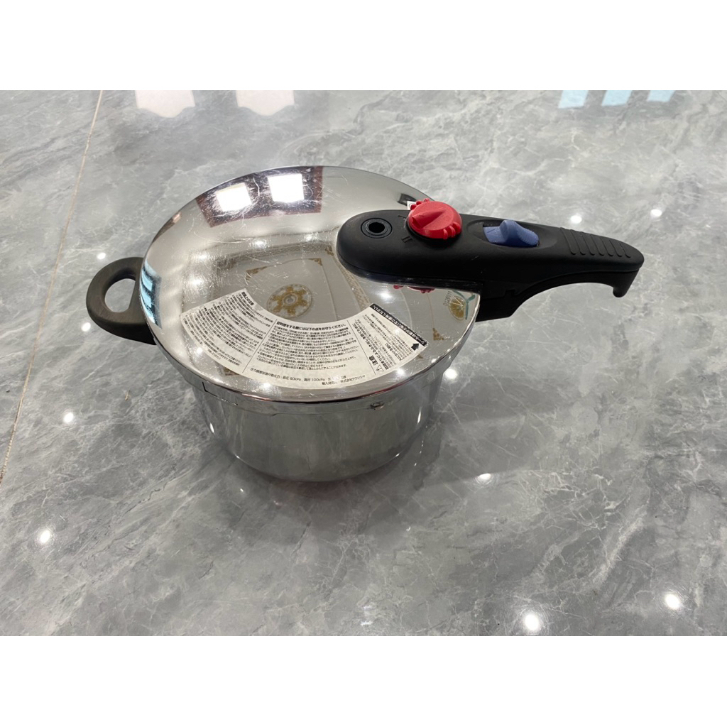 Nồi áp suất inox nội địa Nhật 5,5L Cress