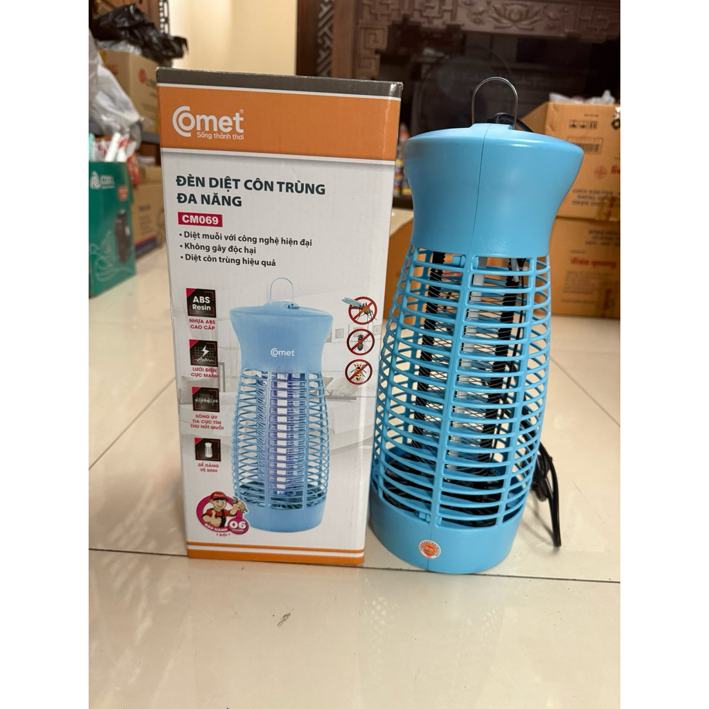 Đèn bắt muỗi Comet CM069