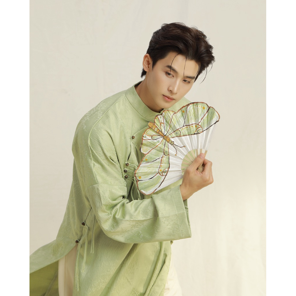 Áo dài nam thiết kế Xanh Non Tua Rua – BST Xuân Thời Nhất Khắc | Villa Wings