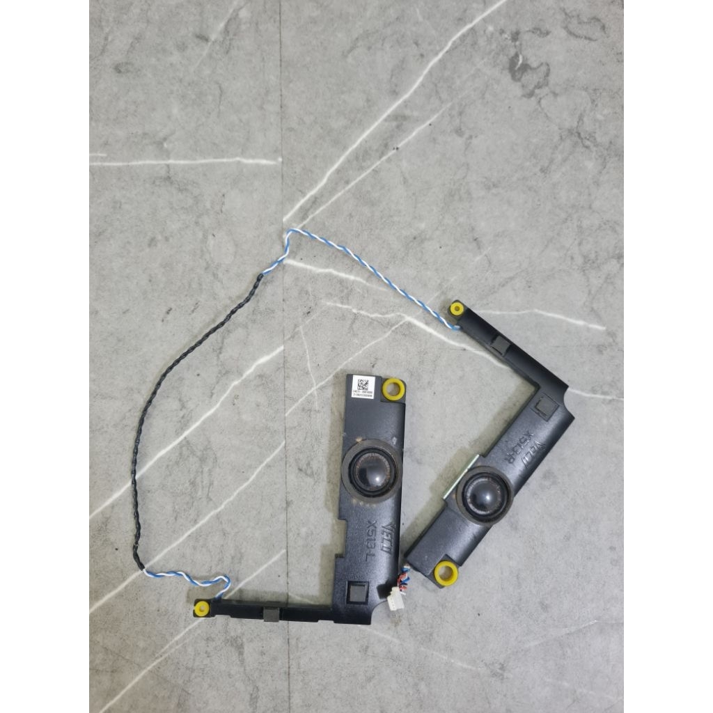 loa asus vivobook A515E