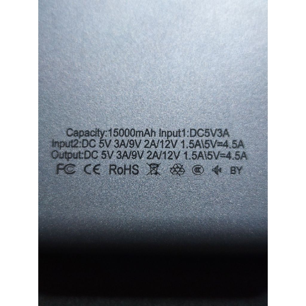 Sạc dự phòng 15000mah. Sạc nhanh .