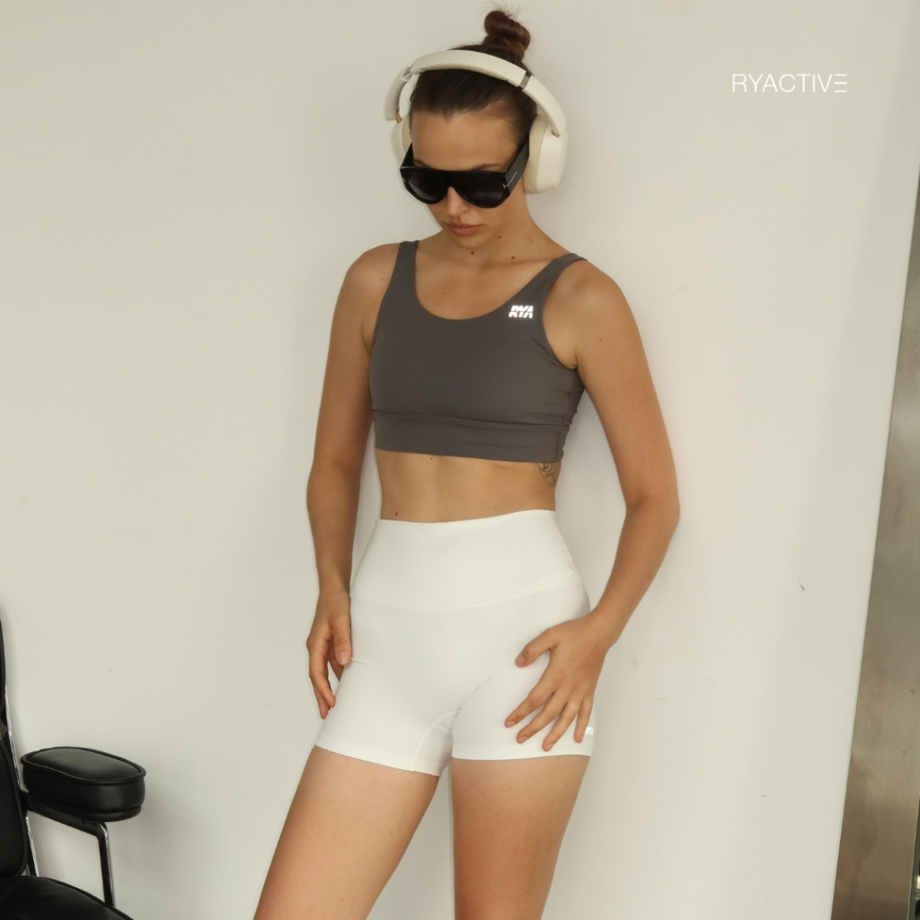 Quần biker ngắn thể thao RYACTIVE - SHORT BIKER Màu Trắng Kem