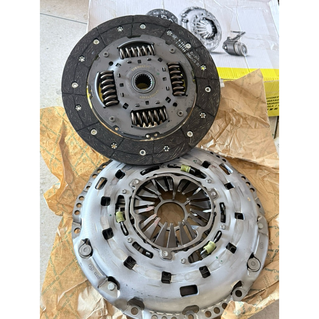 Lá côn+bàn ép ly hợp Ford Transit  2014-2021 LUK ĐỨC