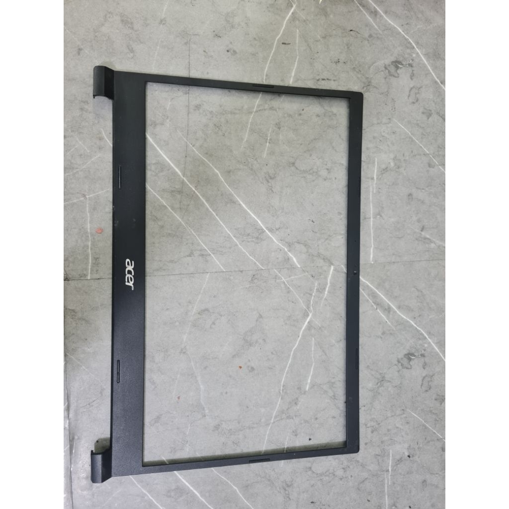 mặt B Acer Aspire 7 Gaming A715 42G R4XX 