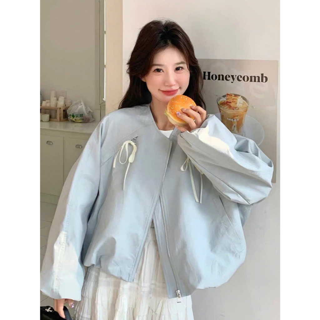 𝘽𝙡𝙪𝙚𝙗𝙚𝙧𝙧𝙮 [Order] Áo Bomber jacket varsity áo khoác gió màu xanh pastel nơ trắng xinh tết 2026