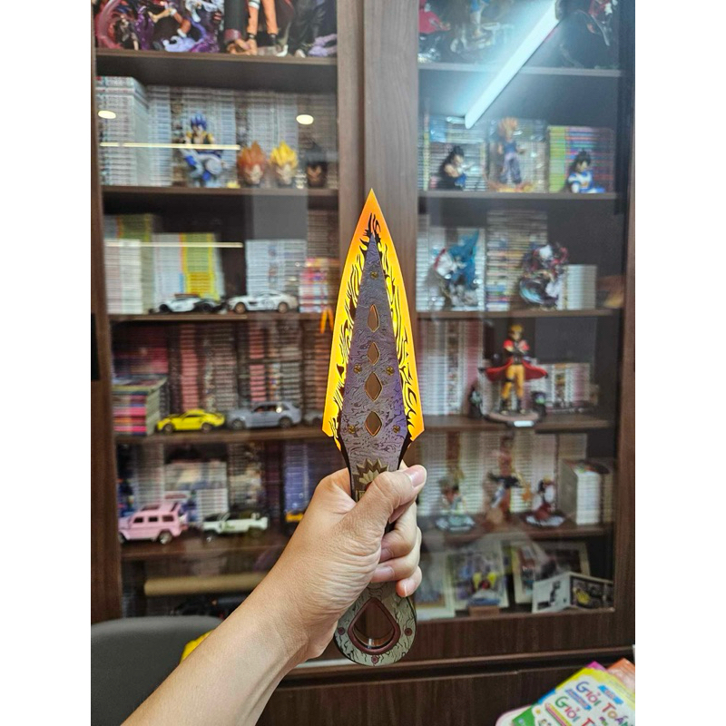 Mô hình kunai phát sáng