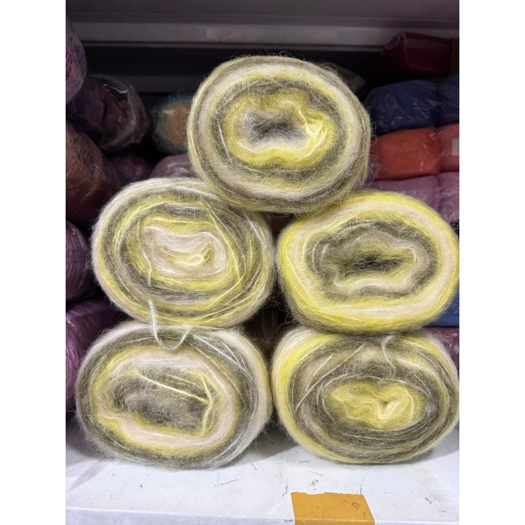 Xả 800gr Mohair Cầu Vồng Loang Khúc