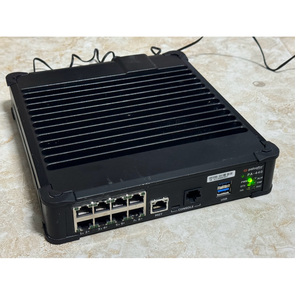 (Hàng cũ) Thiết bị Tường lửa Palo Alto PAN-PA-440