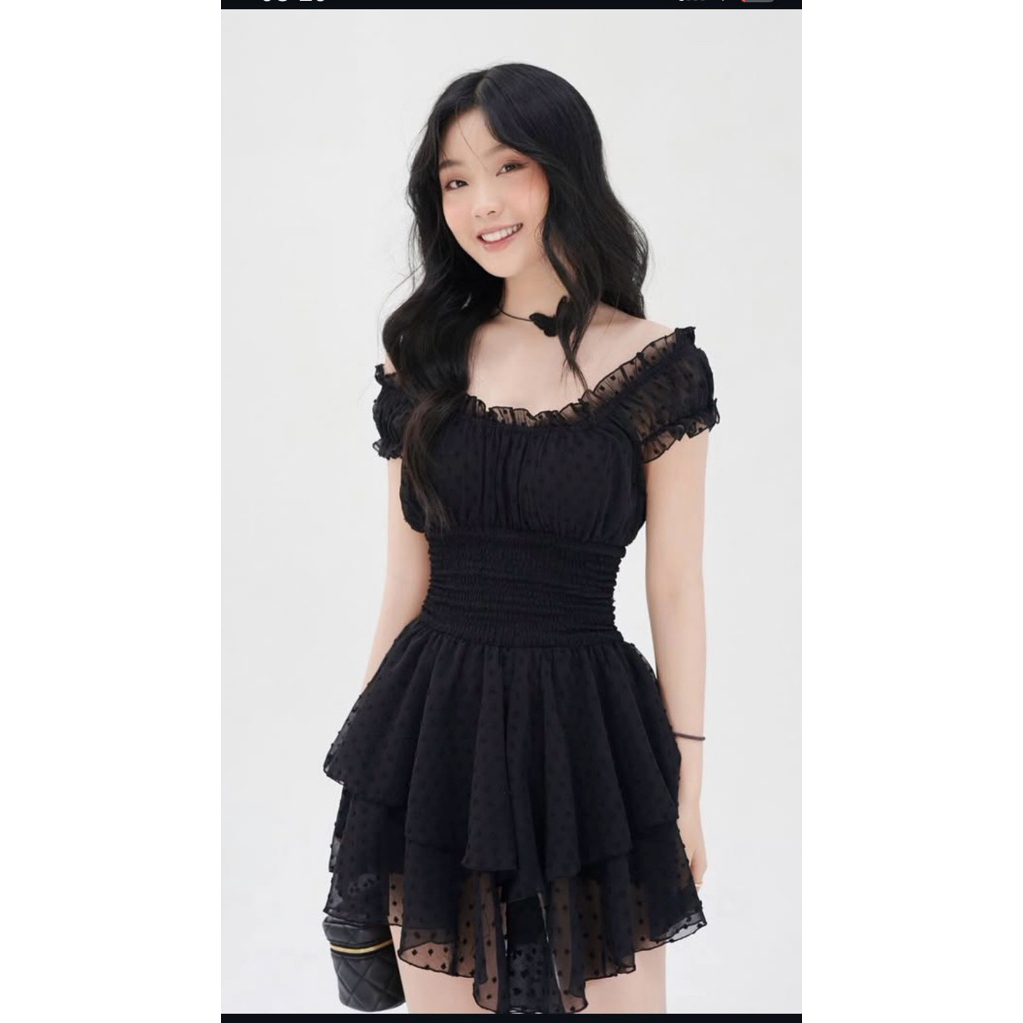 Pass váy của Myung