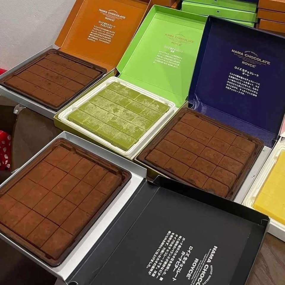 GAHANA BITTER – ĐẬM ĐÀ CHO TEAM MÊ SOCOLA ĐẮNG Socola tươi Nama Gahana Bitter của Royce’ dành riêng 