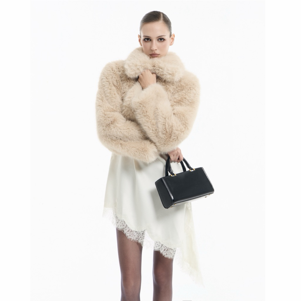 ( SẴN BE - NÂU SOLD ) 22gramclub / TIANA FUR JACKET / Áo lông màu be form lửng