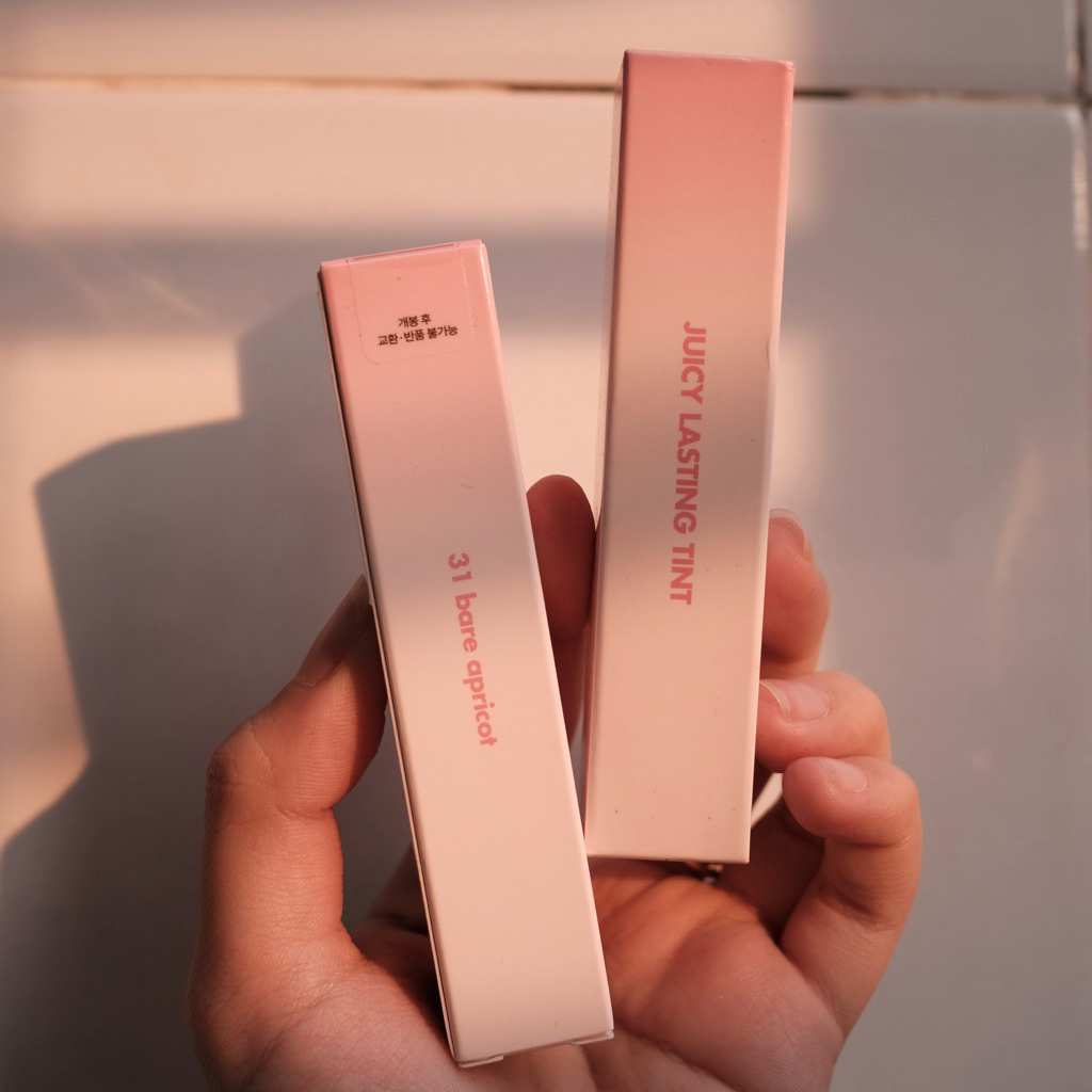 [SON CHIẾT][31 BARE APRICOT] Son Tint bóng siêu lì, căng mọng cho môi Hàn Quốc RM Juicy Lasting Tint