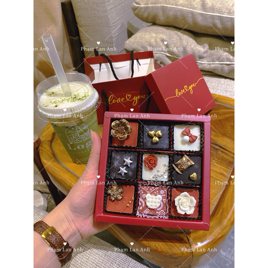 HỘP QUÀ TẶNG SOCOLA VALENTINE V 9 VIÊN DECOR TONE ĐỎ