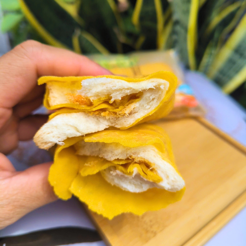 Combo 10 Bánh Bông Lan Vỏ Trứng Nhân Chà Bông B193 - BeeGin Food