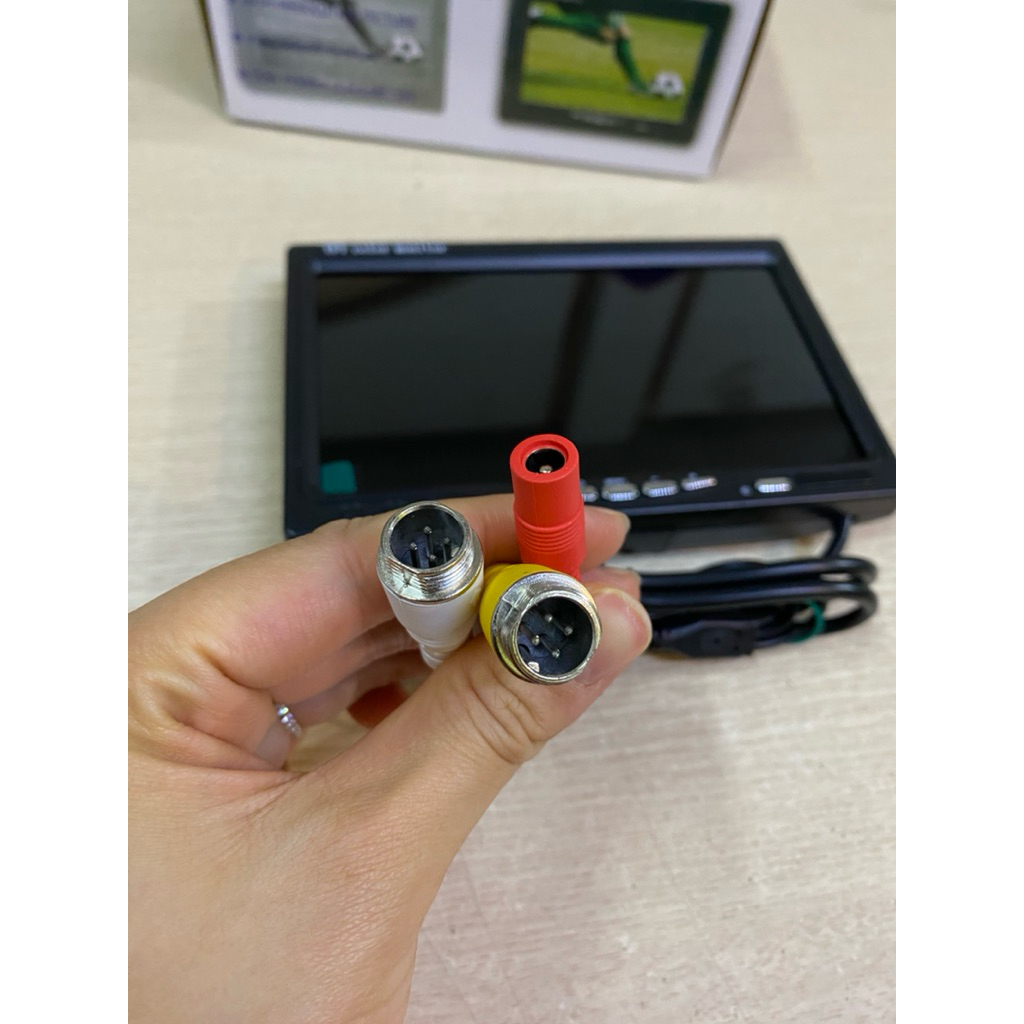 Màn 7 inch AHD Navicar của bộ lùi cắm tẩu