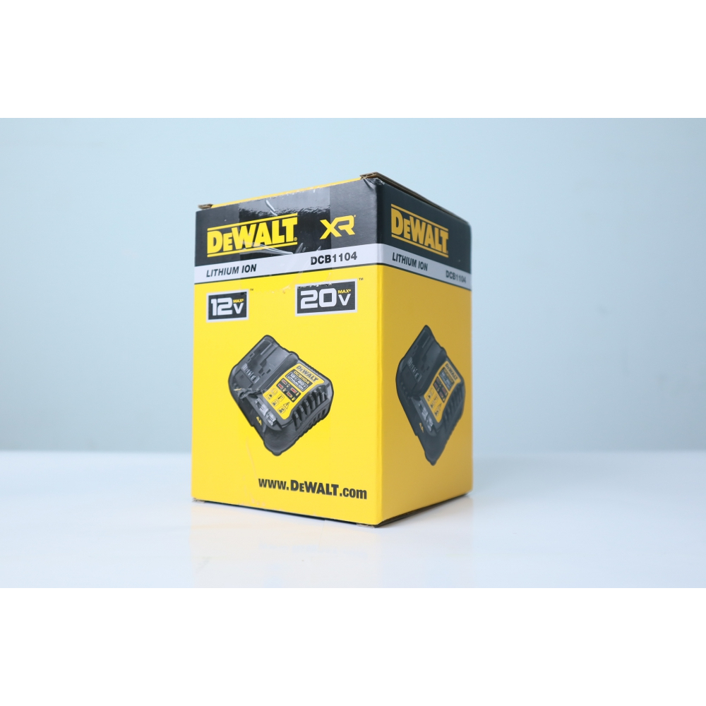 Bộ Sạc Pin Dewalt Chính Hãng DCB1102 & DCB1104 BH Hành 12 Tháng