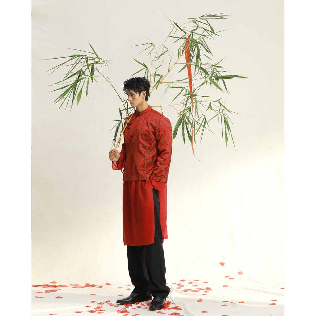 Áo gấm nam thiết kế Trúc Đỏ – BST Xuân Thời Nhất Khắc | Villa Wings