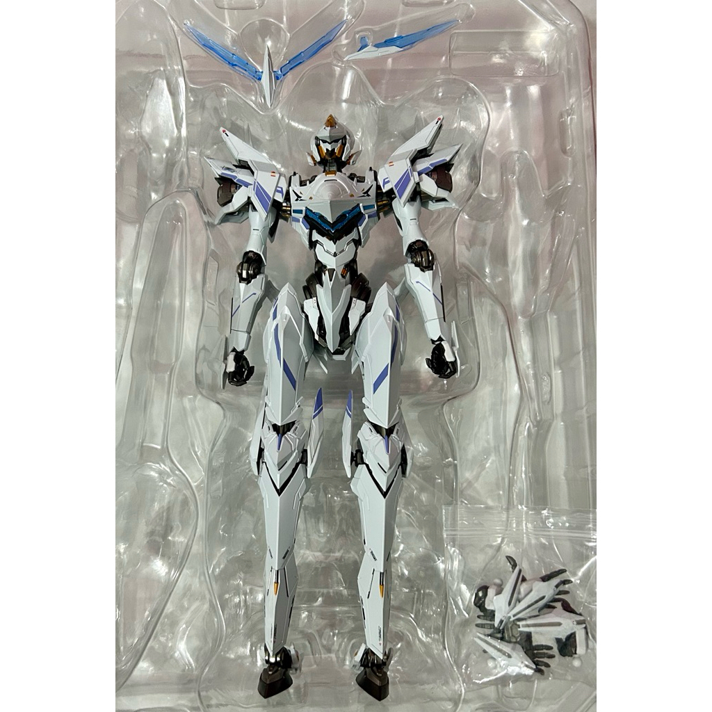 Mô hình lắp sẵn Metal build body Falcon 1/100 Moshow