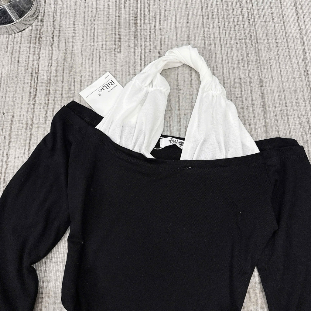 [A0.299] Áo Thiết Kế Thun Zip Phối Xoắn Cổ Siêu Xinh | BigBuy360 - bigbuy360.vn