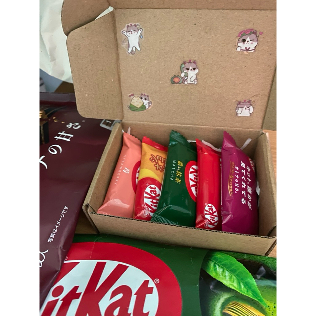 [ Hỏa Tốc ] Box quà Valentine KitKat Nhật mix 5 vị