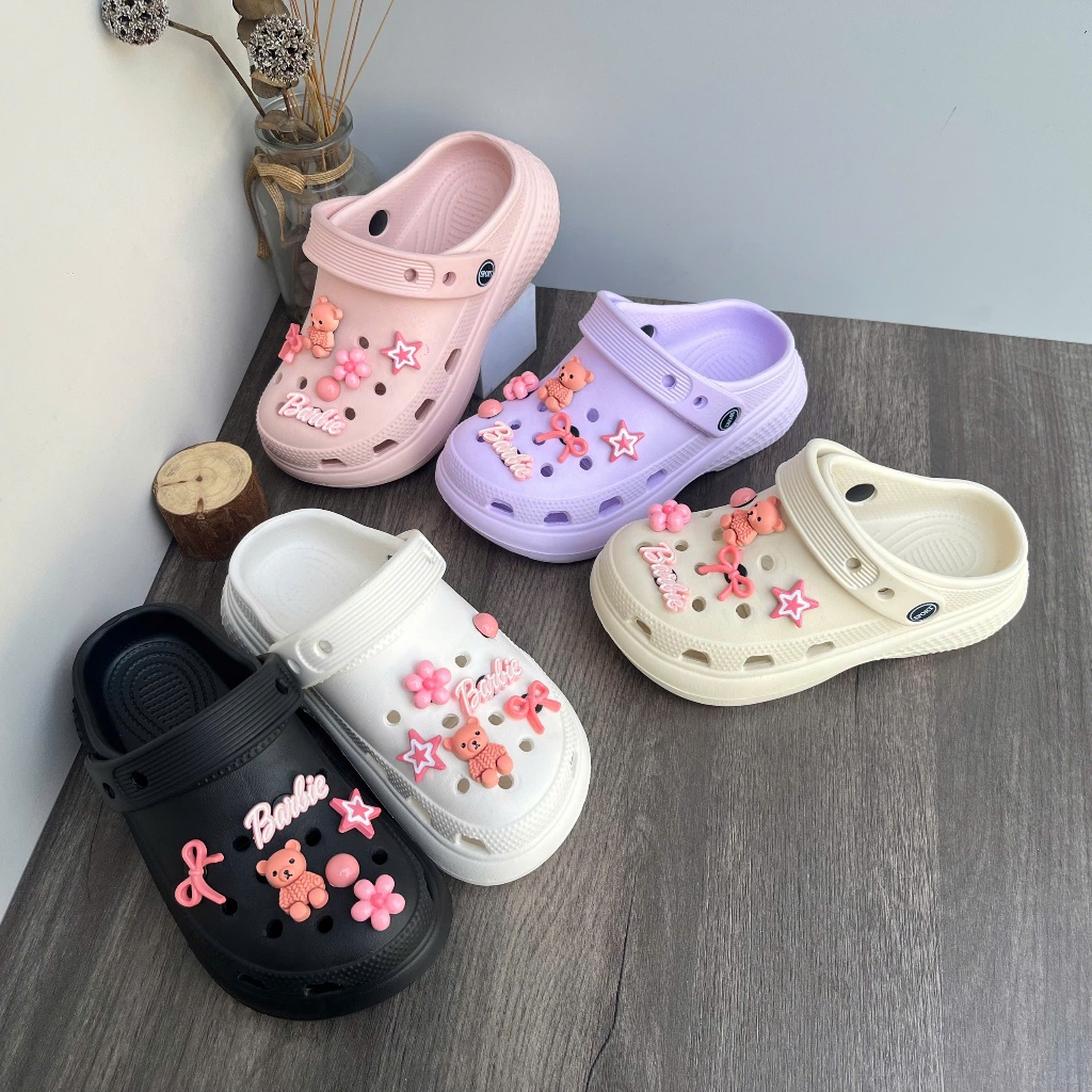 Dép cross bé gái, dép bánh mì siêu nhẹ thời trang cao 3 phân đính sticker xinh xắn đế chống trơn ( 317)