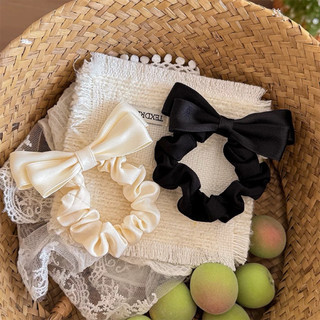 Cột tóc scrunchies nơ tiểu thư