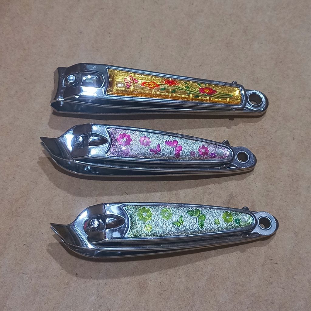 Lẽ 3 cái Bấm móng tay đầu xéo 7.5cm (mã 123)