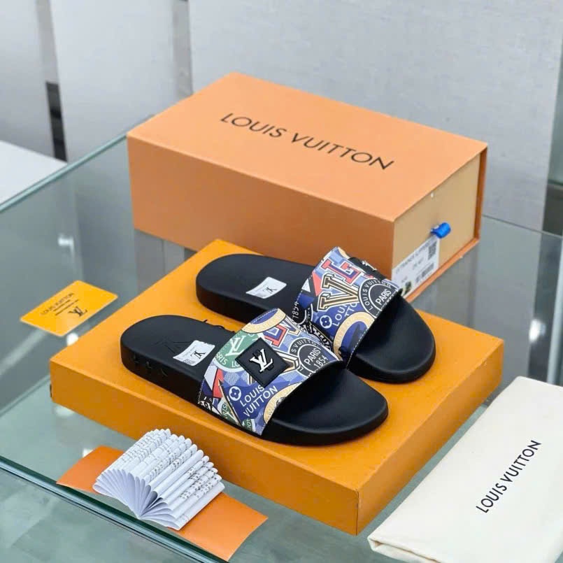 Dép Nam LV Boy Phố Hàng Chuẩn Loại 1 – Dép LV Nam Quai Ngang Chắc Chắn, Êm & Bền