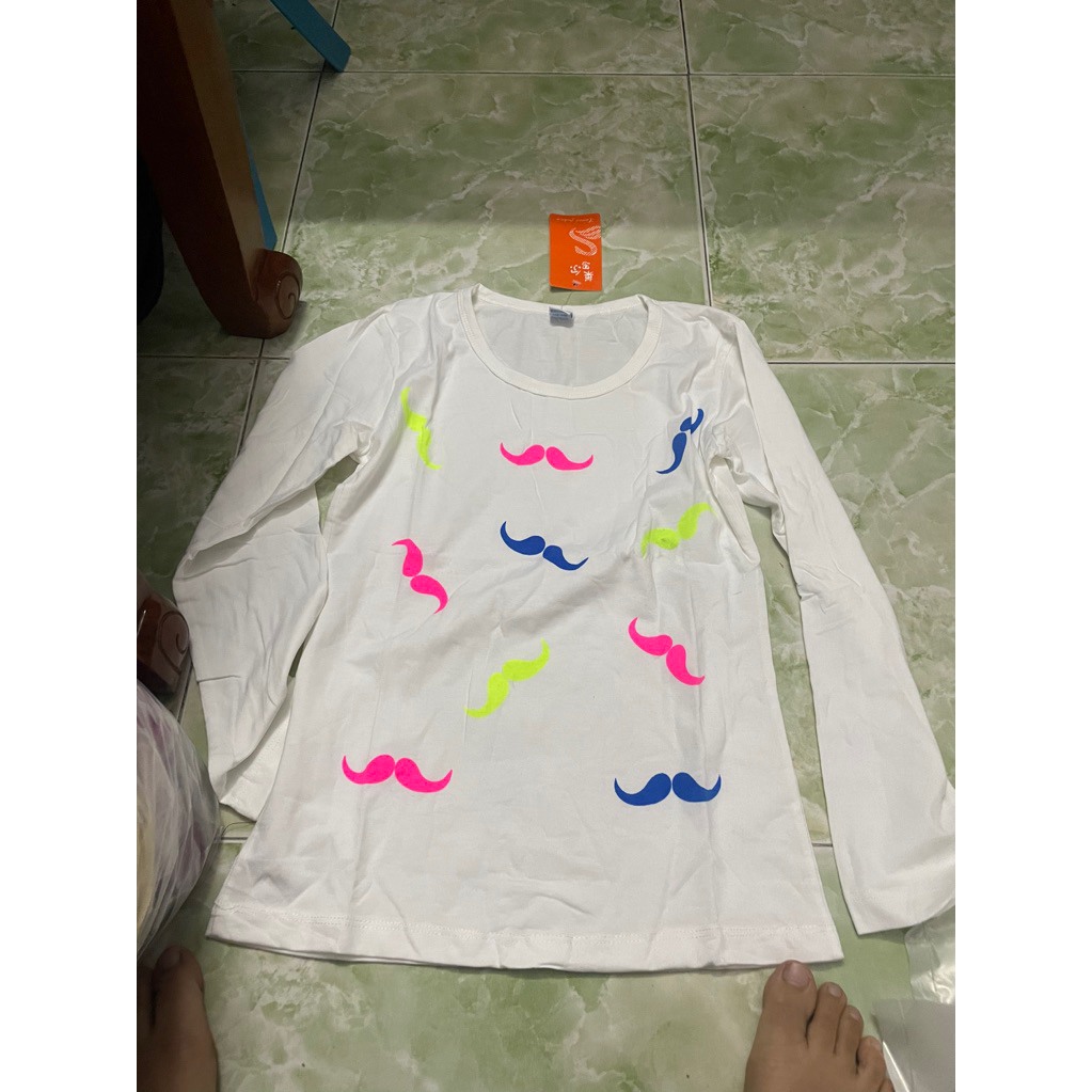Áo nữ tầm size m new tag F15