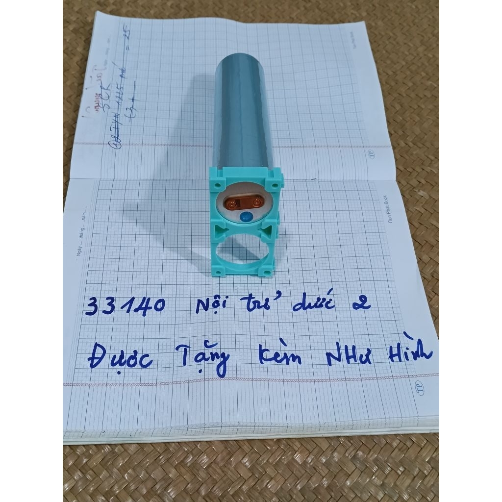 1 khung pin 33140 cao cấp được tặng kèm theo như hình mô tả.. mới 💯..