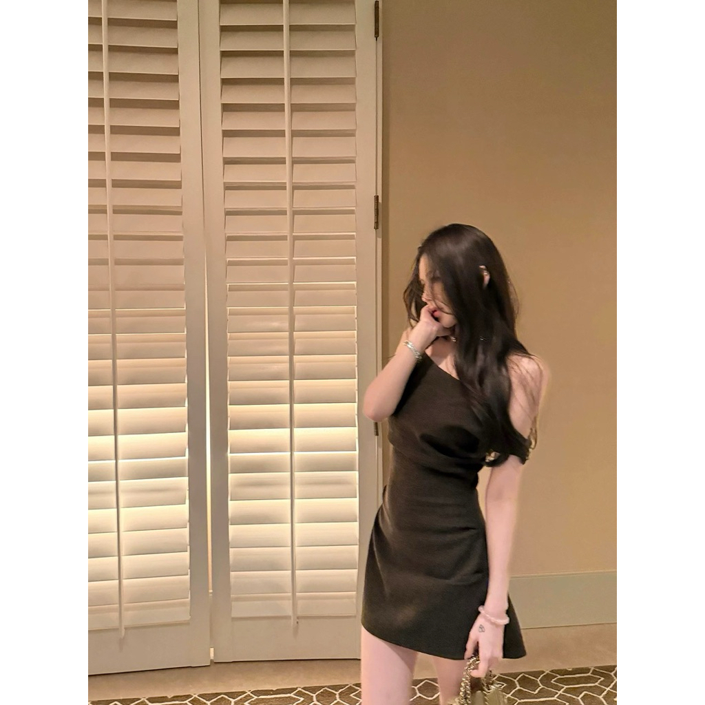 Đầm lệch vai phối dây vai khoá vuông lạ mắt TABISHOP Váy nữ thiết kế nhún eo tôn dáng đi tiệc đi chơi sang chảnh(293) | BigBuy360 - bigbuy360.vn