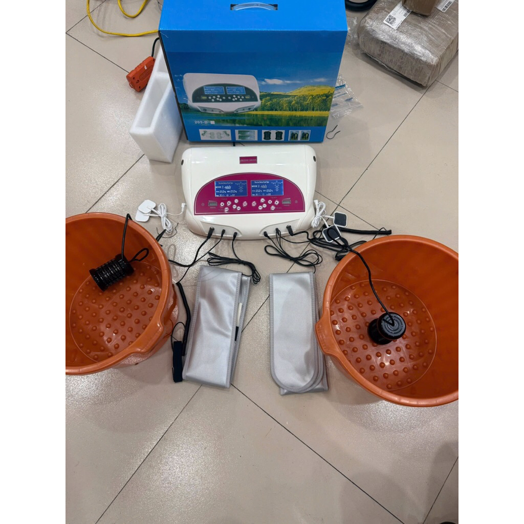 Máy Ngâm Chân Thải Độc Tố Cơ Thể ion DeTox SK-09 NEW