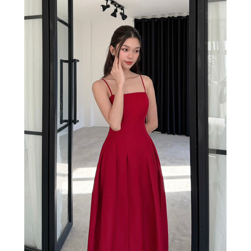 THANH LÝ ĐẦM LOCAL BRAND RECHIC, H.I.U, CÉCI, WHITELAZZ,..
