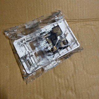 Mặt điện ổ cắm, công tắc S19 (lỗ vuông)