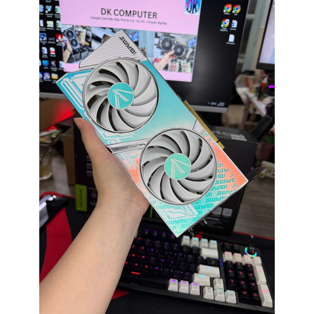 Card màn hình VGA Colorful iGame GeForce RTX 4060 Ti Ultra W DUO OC 16GB-V Bảo Hành 26.04.2027