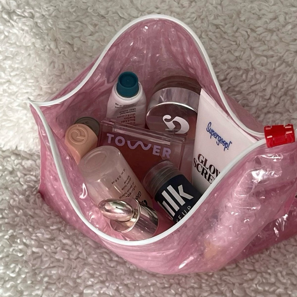 veeinvenus | Túi zip bong bóng Glossier Pink Bubble Wrap Bag (20cm x 14cm)