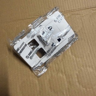 Mặt 2 ổ + 1, 2 lỗ S18A SINO - VANLOCK