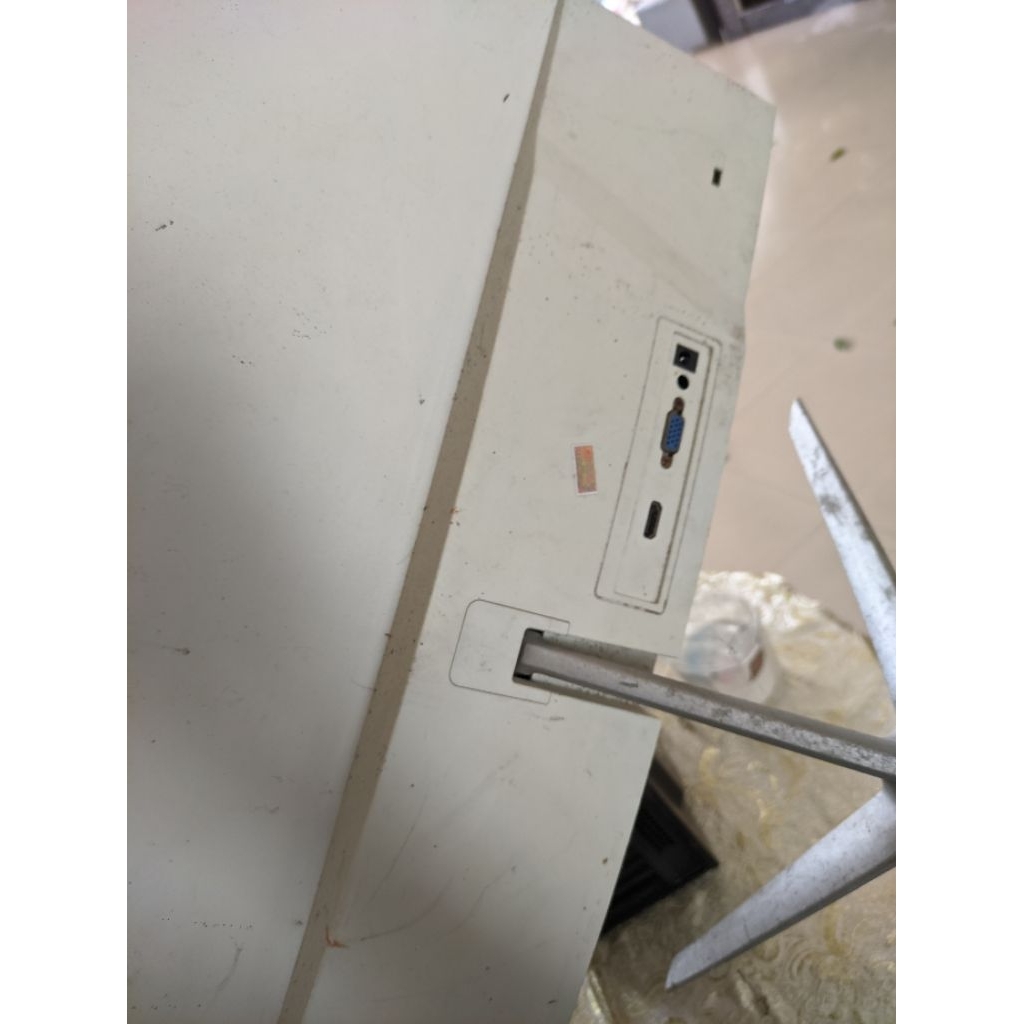 Board Xác màn hình Hugon Q24 kèm chân