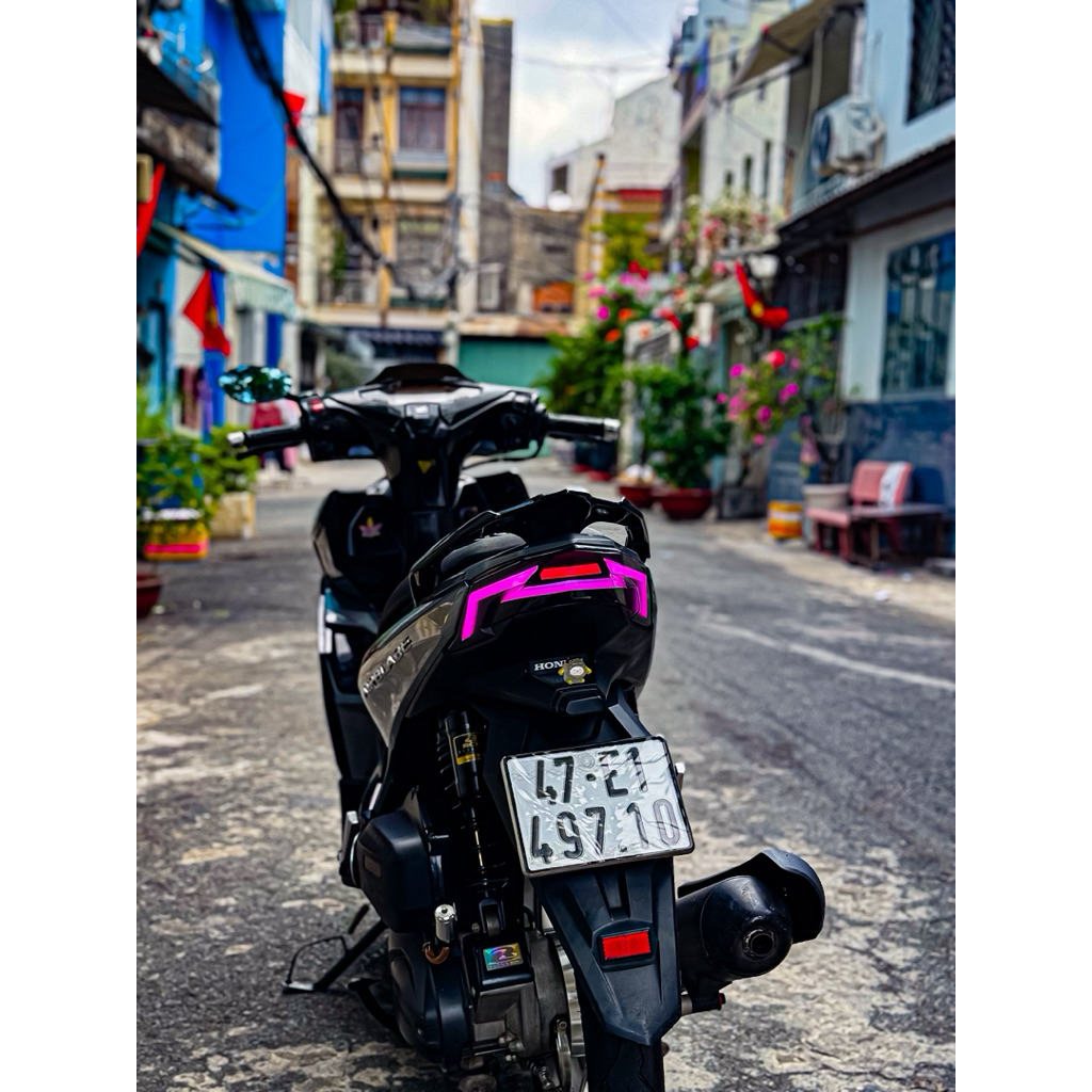 nguyên cụm đèn hậu ab 2020>2025 làm sẵn led audi đổi màu va app gắn như zin